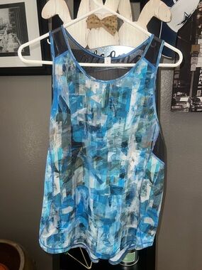 lululemon athletica Sculpt Tank II Women’s size 8 - like New